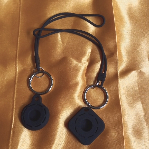 SET 2 AIRTAG PROTECTOR - Picture 1 of 3